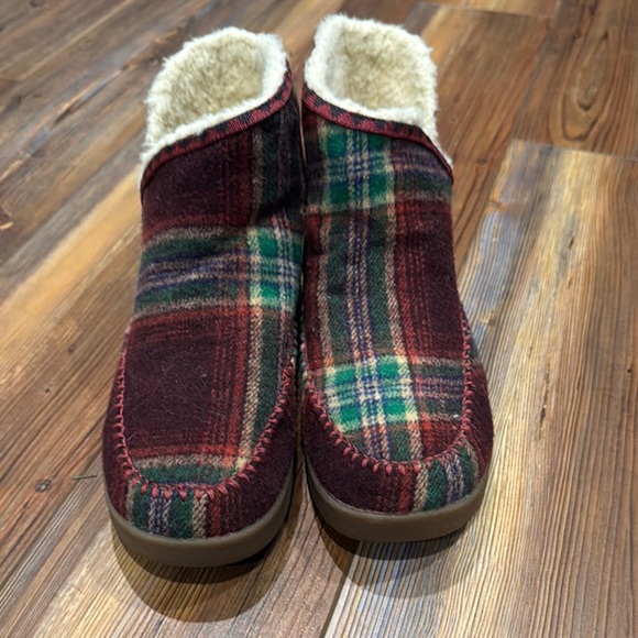 Sanuk Plaid Ankle Boots - Red and Green - Picture 3 of 6